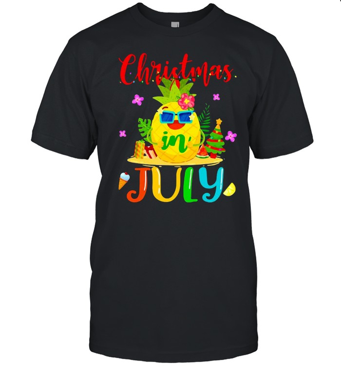 Christmas In July Pineapple Wearing Sunglasses  Classic Men's T-shirt