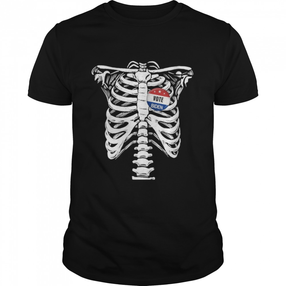 Vote Biden Heart Skeleton Rib Cage Biden 2024 Skeleton  Classic Men's T-shirt