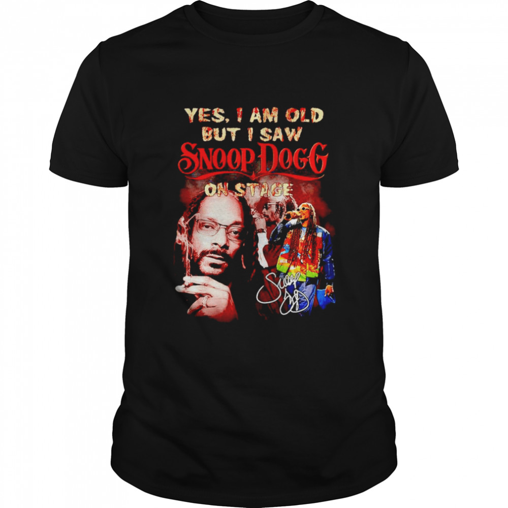 Yes I Am Old But I Saw Snoop Dogg On Stage Signature  Classic Men's T-shirt