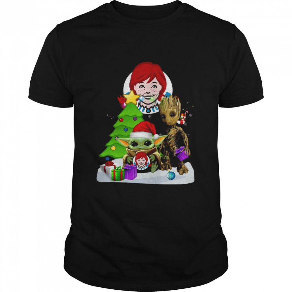 Awesome santa Bigfoot and Baby Yoda hug Wendy’s Snow Christmas Tree shirt Classic Men's T-shirt