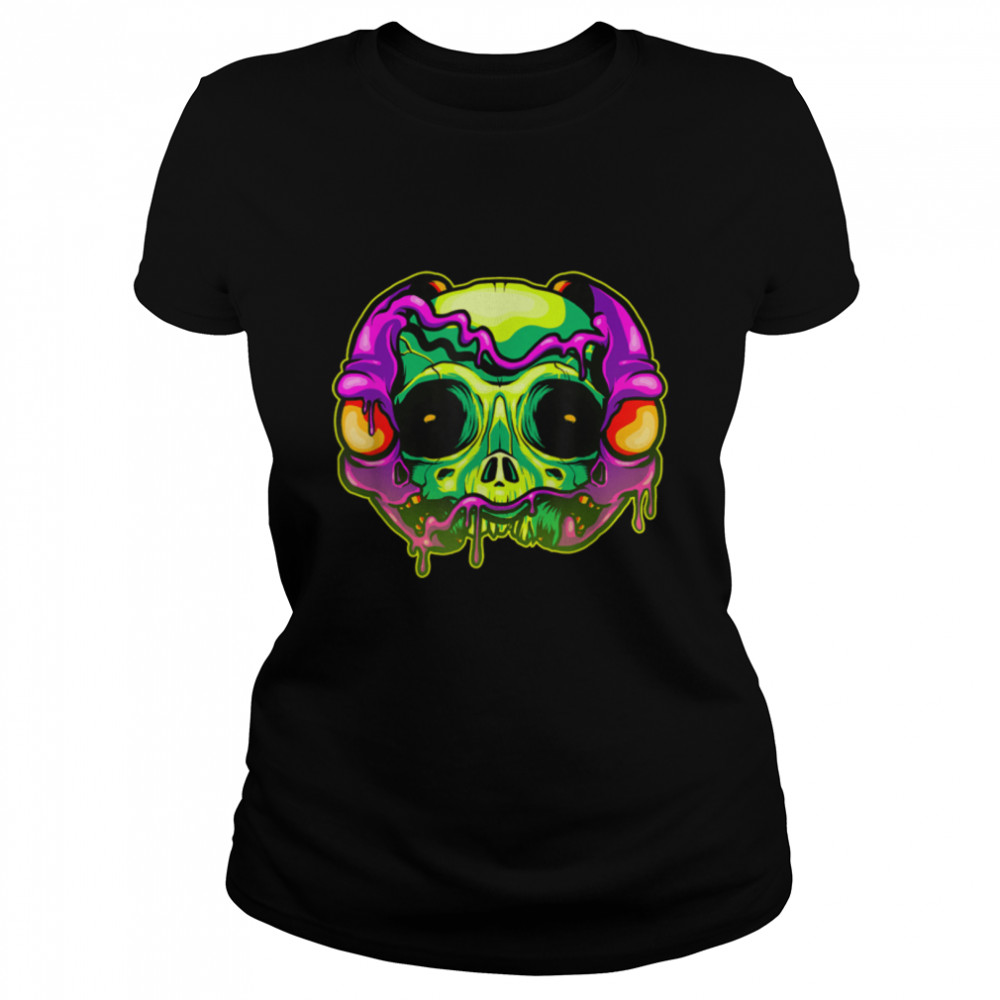 Alien Goth UFO Extraterrestrial Folklorist Cryptozoologist T- B0B27G2M4B Classic Women's T-shirt