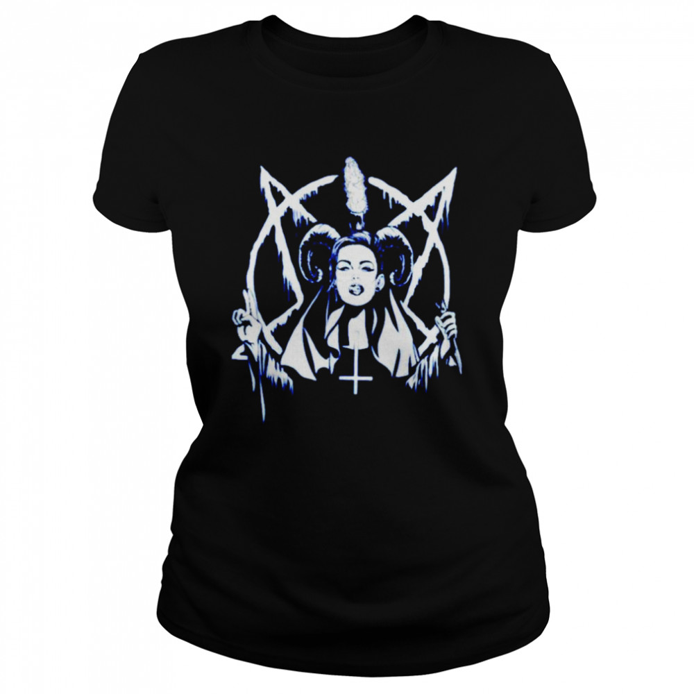 Occult Satan 666 Sexy Nun Girl Trova shirt Classic Women's T-shirt