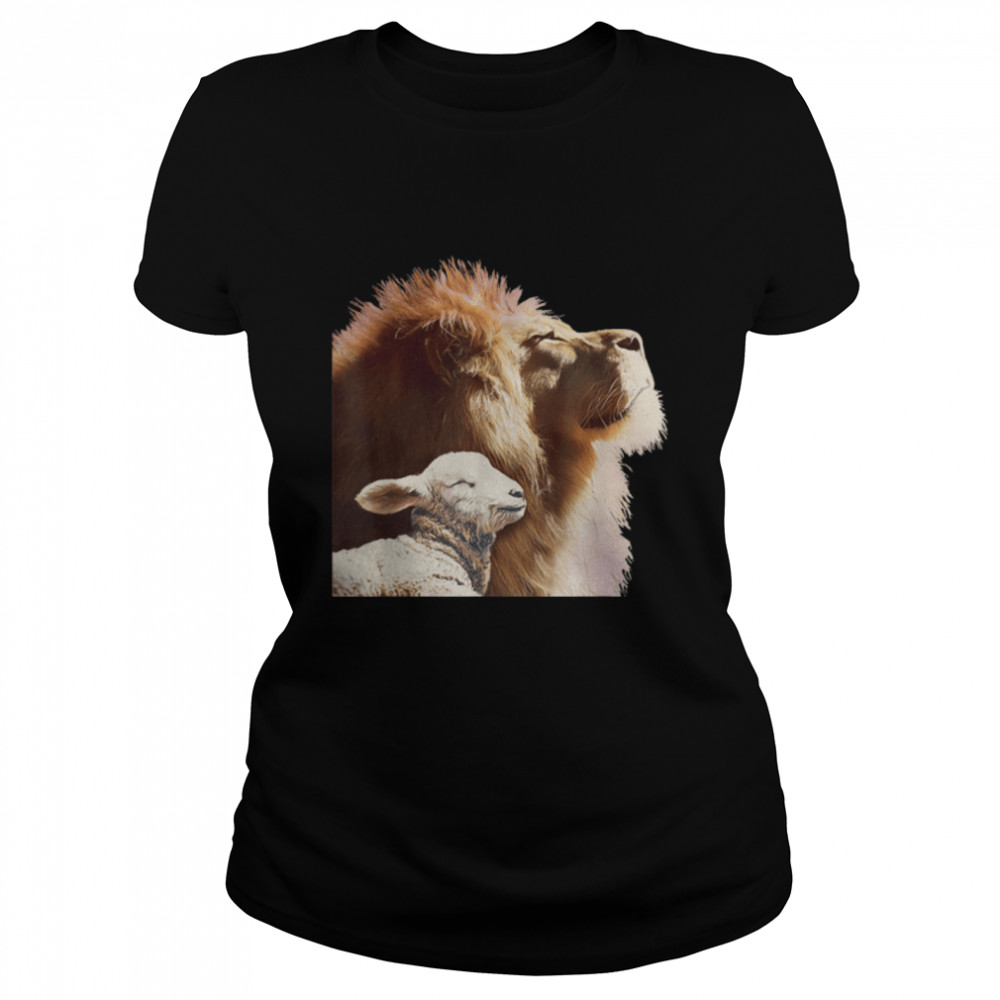 Bible Verse Religious Apparel The Lion and The Lamb T- B09MDKR2C6 Classic Women's T-shirt